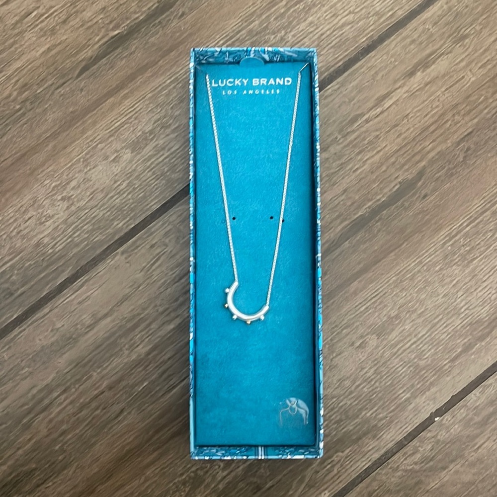 NWT Lucky Silver and Gold Simple Necklace
